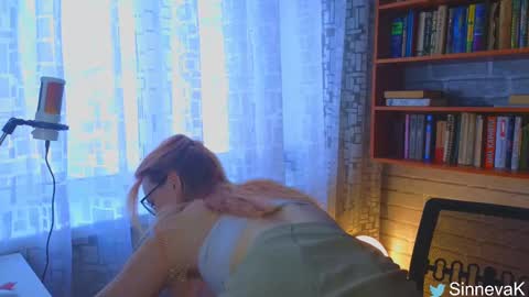 Snapshot of eva_sinn chatting on February 20, 8:28 am Hi there i am Eva and i wish create a nice community with you so join my Ticket Show for more pleasure online show from February 20, 8:28 am