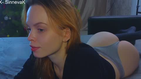 Snapshot of eva_sinn chatting on December 26, 4:04 pm Hi there i am Eva and i wish create a nice community with you so join my Ticket Show for more pleasure online show from December 26, 4:04 pm