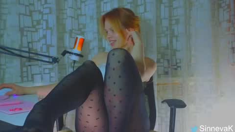 Snapshot of eva_sinn chatting on February 23, 5:56 pm Hi there i am Eva and i wish create a nice community with you so join my Ticket Show for more pleasure online show from February 23, 5:56 pm