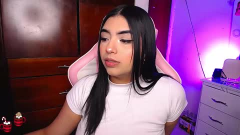 Eva  online show from January 7, 7:28 pm
