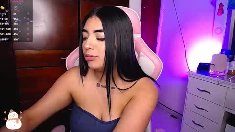 Eva  online show from February 14, 11:31 pm