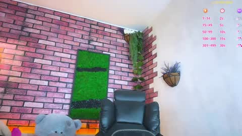 Snapshot of eva_starxxxxx chatting on January 16, 11:37 pm Eva online show from January 16, 11:37 pm