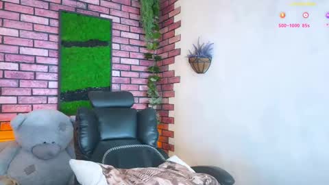 Snapshot of eva_starxxxxx chatting on March 3, 8:50 pm Eva online show from March 3, 8:50 pm
