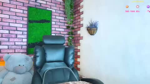 Snapshot of eva_starxxxxx chatting on February 22, 12:05 am Eva online show from February 22, 12:05 am