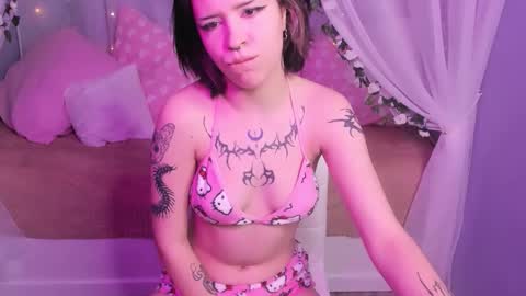 Ariel online show from February 22, 10:38 am