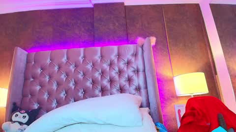 EVA CLOEE online show from January 23, 7:54 am