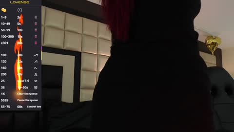 Snapshot of evaafoxxy_ chatting on February 5, 11:55 am evaafoxxy_ online show from February 5, 11:55 am