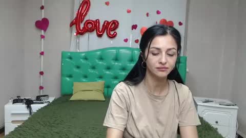 EvaClarkk online show from July 13, 7:20 am
