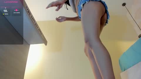 Snapshot of evagreco chatting on March 11, 2:32 am E V A online show from March 11, 2:32 am