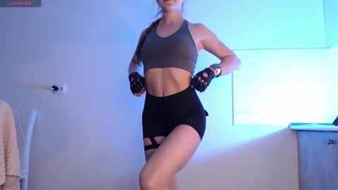 Snapshot of evahailey_ chatting on January 31, 5:09 am Eva online show from January 31, 5:09 am