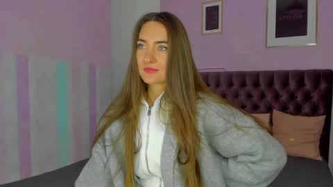 Snapshot of evalaniss chatting on December 2, 7:10 am Eva online show from December 2, 7:10 am