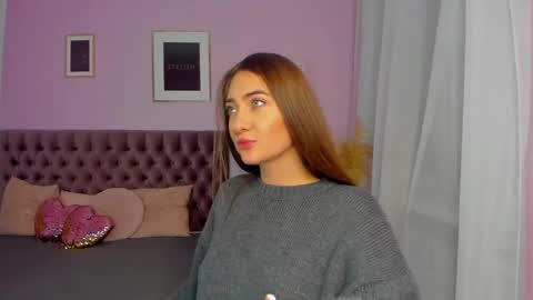 Snapshot of evalaniss chatting on December 3, 4:24 am Eva online show from December 3, 4:24 am