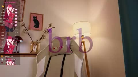 Snapshot of evangel1ne chatting on October 17, 11:19 pm evangel1ne online show from October 17, 11:19 pm