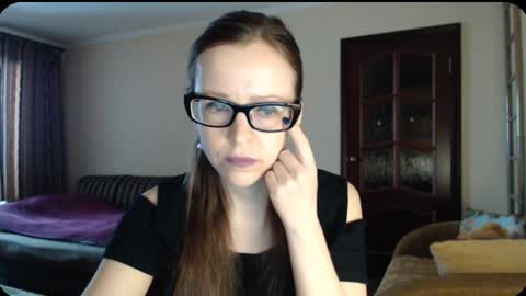 Snapshot of evangeline06 chatting on February 25, 8:25 am YourMistress online show from February 25, 8:25 am