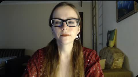 Snapshot of evangeline06 chatting on December 13, 8:43 am YourMistress online show from December 13, 8:43 am