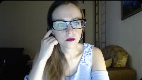 Snapshot of evangeline06 chatting on January 23, 8:15 am YourMistress online show from January 23, 8:15 am