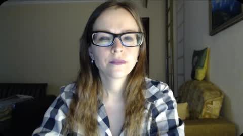 Snapshot of evangeline06 chatting on December 15, 9:13 am YourMistress online show from December 15, 9:13 am
