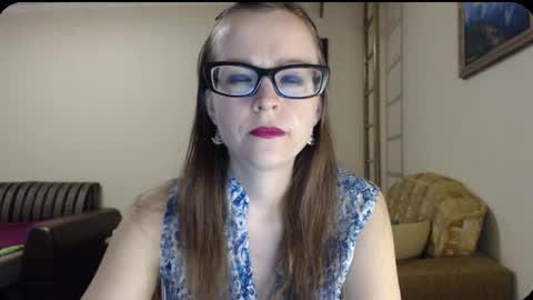 Snapshot of evangeline06 chatting on February 3, 8:13 am YourMistress online show from February 3, 8:13 am
