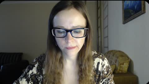 Snapshot of evangeline06 chatting on February 9, 9:05 am YourMistress online show from February 9, 9:05 am