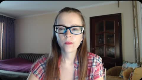 Snapshot of evangeline06 chatting on March 10, 8:17 am YourMistress online show from March 10, 8:17 am
