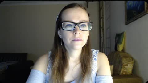 Snapshot of evangeline06 chatting on December 9, 8:22 am YourMistress online show from December 9, 8:22 am