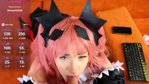 Snapshot of evarabbit chatting on October 27, 5:58 am Eva online show from October 27, 5:58 am