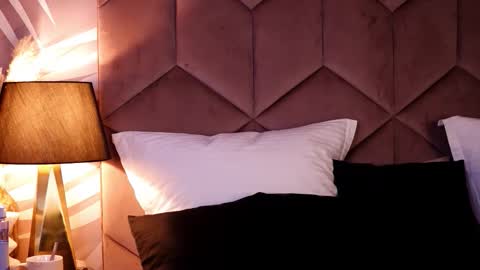 EvaRhea online show from October 10, 3:55 am