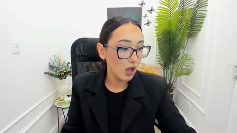 evasarazardje online show from November 19, 5:07 am