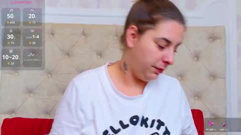 Snapshot of evasinclairr chatting on September 23, 3:04 am evasinclairr online show from September 23, 3:04 am