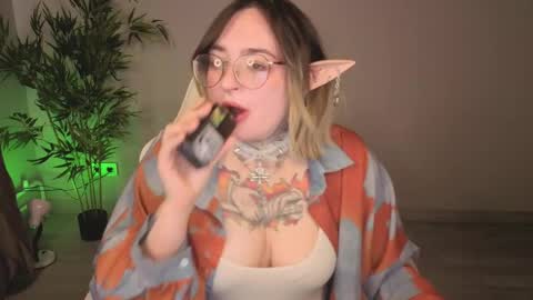 EvaTheWitcher online show from May 27, 8:44 am
