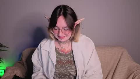 EvaTheWitcher online show from May 29, 8:45 am