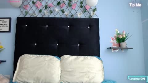 Snapshot of evatits_1 chatting on February 13, 12:00 pm Eva Carter online show from February 13, 12:00 pm