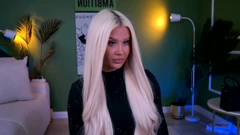 Eva online show from April 9, 9:59 am