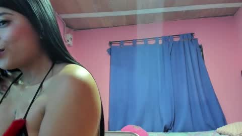 evelin26  online show from March 27, 4:03 am