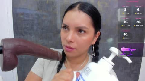 EVELIN online show from February 7, 11:45 am