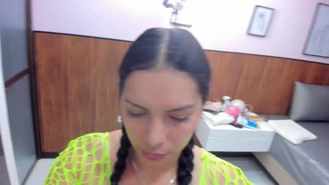 EVELIN online show from January 11, 11:45 am