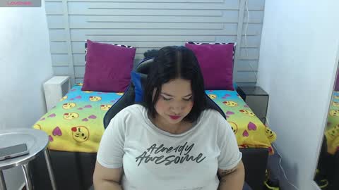 evelin zaens online show from January 3, 4:33 am