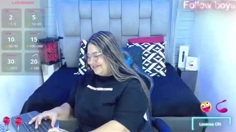 evelin zaens online show from October 12, 4:26 am