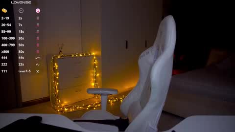 Evelina online show from January 16, 1:18 pm