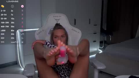 Evelina online show from February 10, 5:38 pm