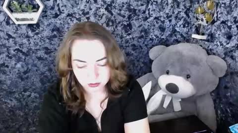 Lydia online show from March 3, 9:43 pm