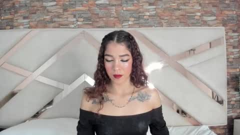 evelyn__rose1 online show from March 23, 1:12 am