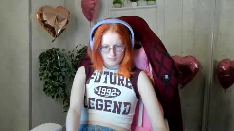 Elizabeth online show from February 24, 5:22 pm