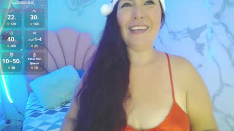 Juliana online show from December 24, 7:00 pm