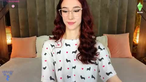 evelyn rush1 online show from October 1, 3:28 pm