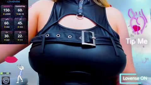 Snapshot of evelyne_rose chatting on September 11, 5:19 am evelyne_rose online show from September 11, 5:19 am