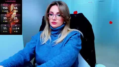 Snapshot of evelyne_rose chatting on March 3, 6:09 am evelyne_rose online show from March 3, 6:09 am