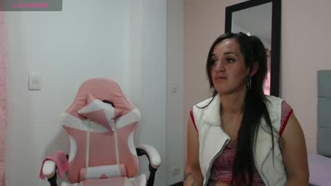 Evelyn online show from September 9, 7:35 pm
