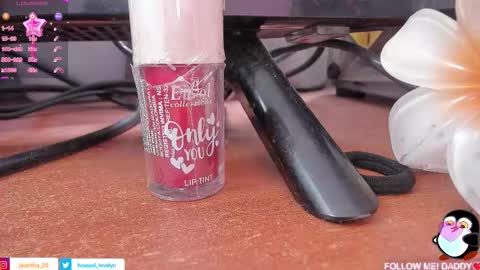 Snapshot of evelynhoward23 chatting on October 9, 6:01 pm LAURA SOFIA INDEPENDENT MODEL FOLLOW ME NOW ALMOST 10000 FOLLOWERS online show from October 9, 6:01 pm