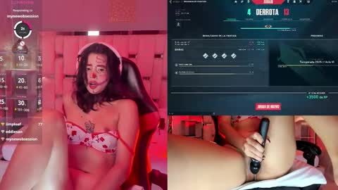 Snapshot of evelynluxye chatting on October 31, 6:04 am Evelyn online show from October 31, 6:04 am